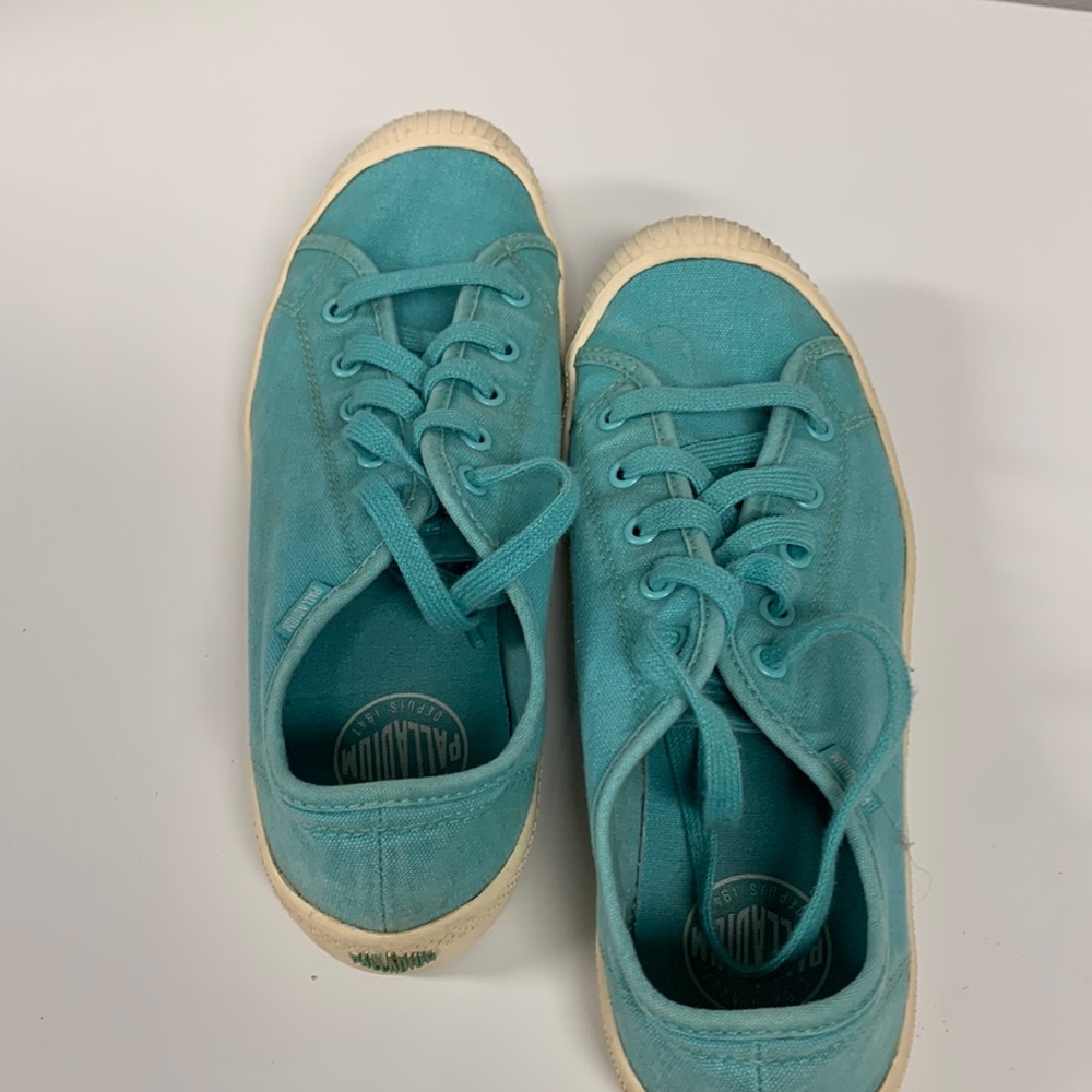 palladium turquoise tennies